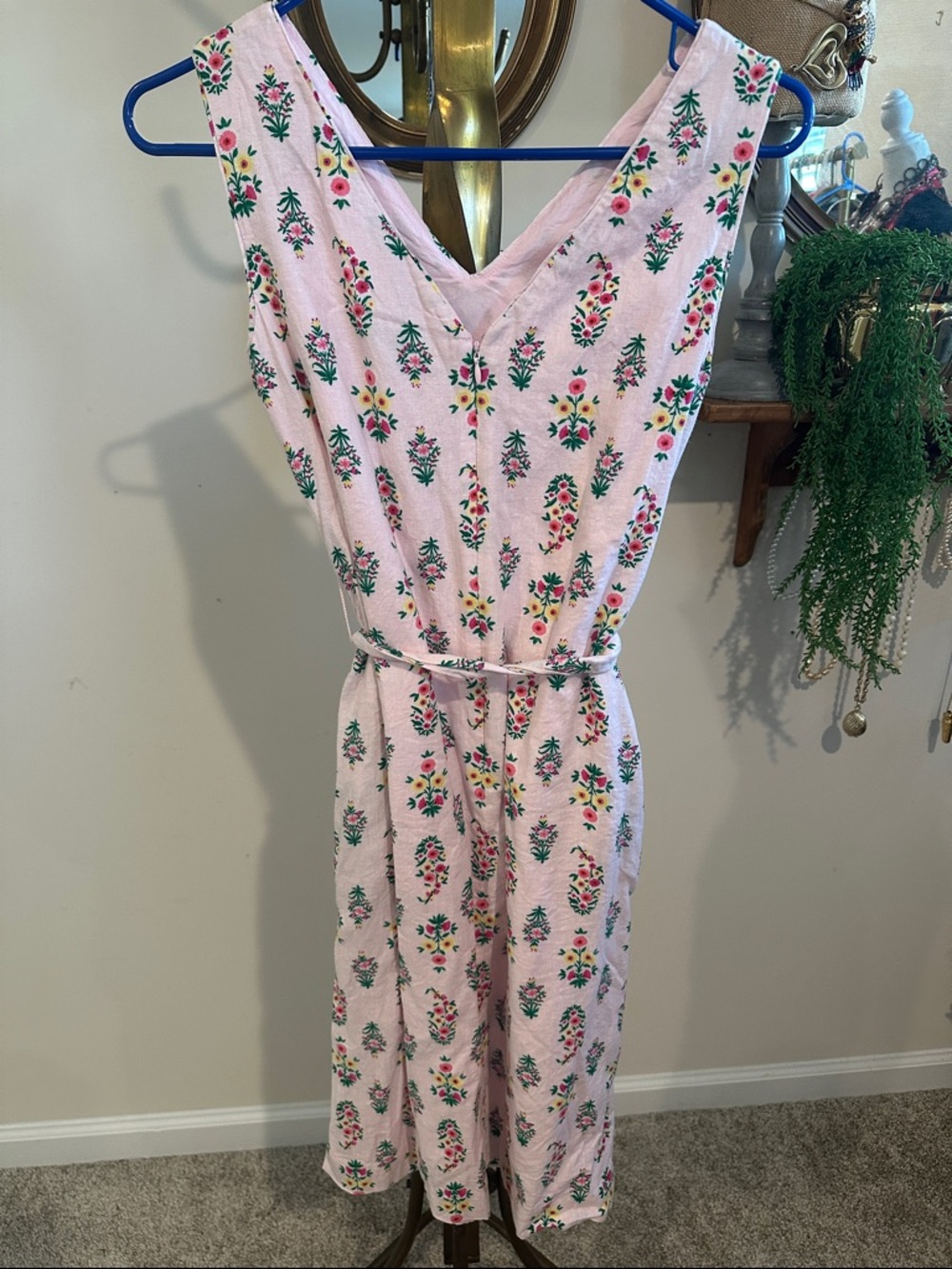 Ann Taylor Pink Floral Print Tie-Waist Sheath Dress. Size 0P - Picture 4 of 7